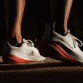 Load image into Gallery viewer, Women's Altra Experience Flow 2