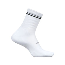 Feetures High Performance Max Cushion Quarter Tall Sock