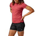 Load image into Gallery viewer, Women's Brooks Luxe Short Sleeve
