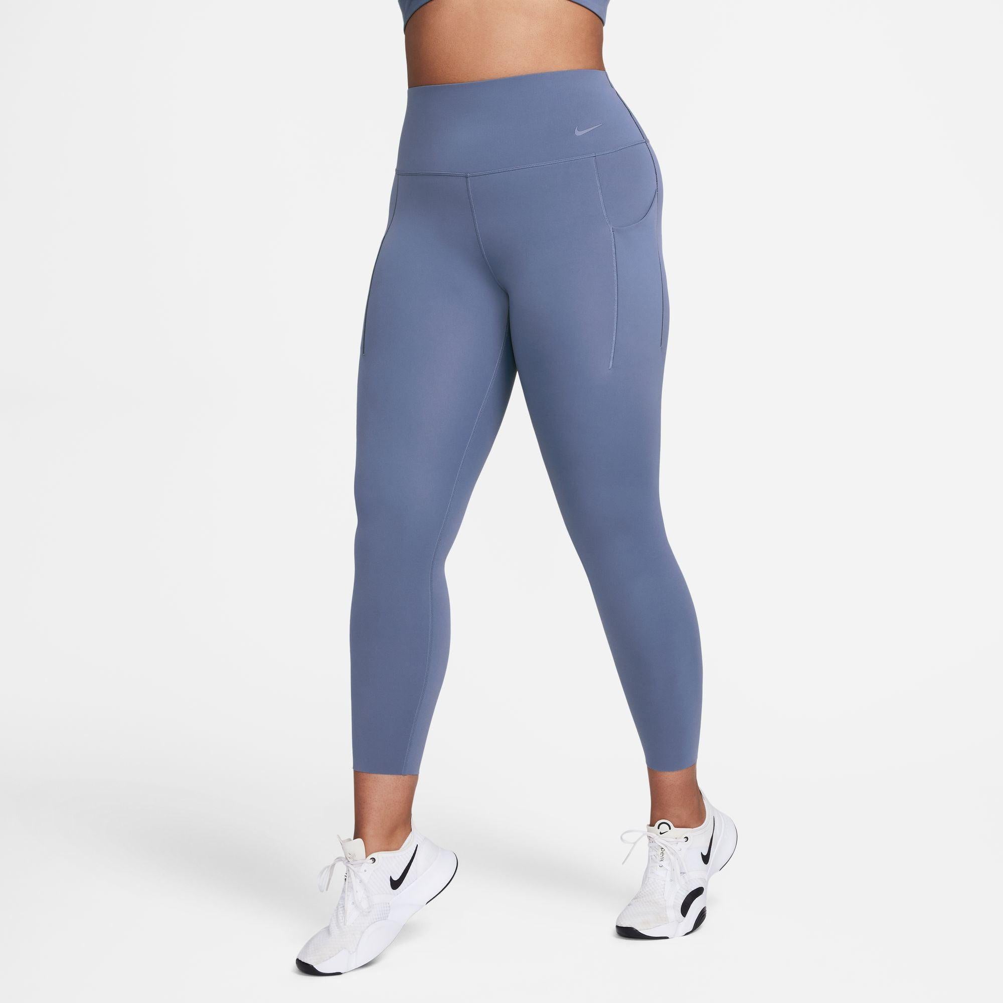 Women's Nike Universa