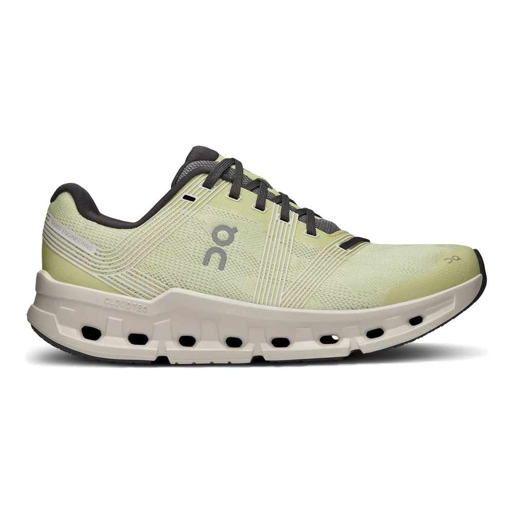 On-Women's On Cloudgo-Hay/Sand-Pacers Running