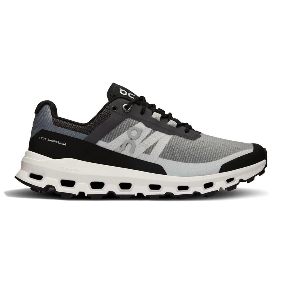 On-Women's On Cloudvista-Black/White-Pacers Running